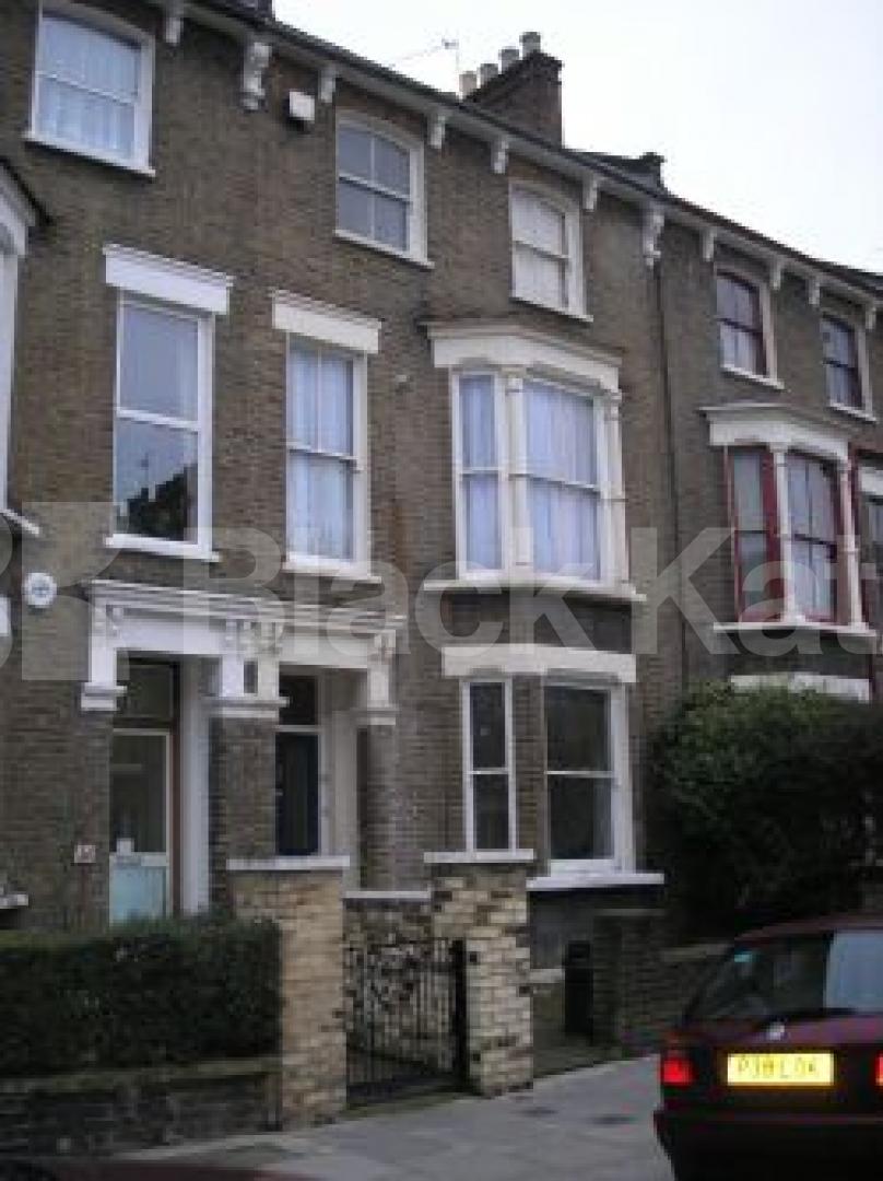 			1 Bedroom, 1 bath, 1 reception Flat			 Patshull Road, KENTISH TOWN NW5
